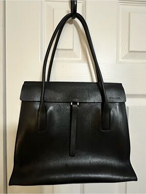 Vintage 1999 Prada B9536 Hunting Leather Tote - Nero